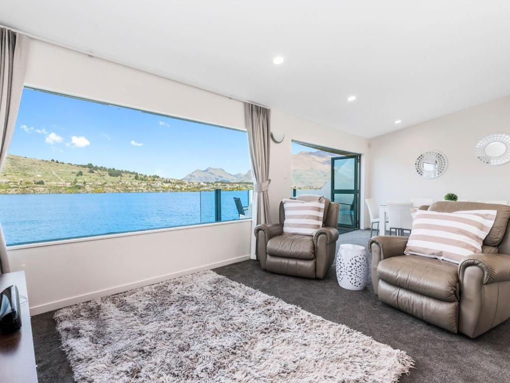 Lakefront Living At Remarkables Retreat 皇后镇 外观 照片